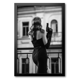 Obraz w ramie Paryski balkon. Fotografia czarno biała kobiety w stylizacji retro