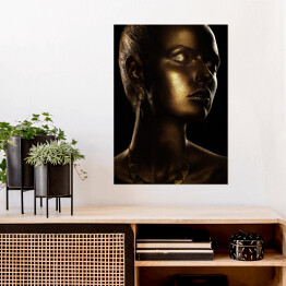 Plakat samoprzylepny Portret kobiety - złoty makijaż glamour