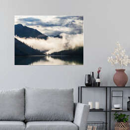 Plakat samoprzylepny Widok na las iglasty przy rzece