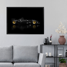 Obraz w ramie Ciemny samochód Formuły 1 na czarnym tle