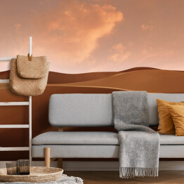 Fototapeta samoprzylepna Panorama wydm piaskowych Pustynia Sahara przy zachodzie słońca. Niekończące się wydmy żółtego piasku. Pustynny krajobraz Fale piasek natura