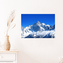 Plakat samoprzylepny Masyw Mont Blanc na tle bezchmurnego nieba