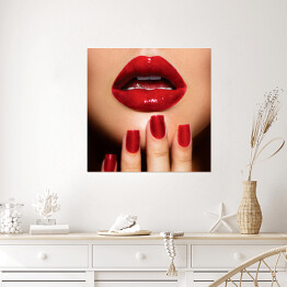 Plakat samoprzylepny Czerwone usta i paznokcie - profesjonalny make - up