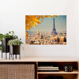 Plakat samoprzylepny Wieża Eiffla ze złotymi jesiennymi liśćmi