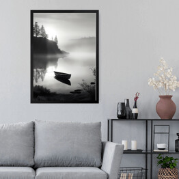 Obraz w ramie Łódź na jeziorze we mgle