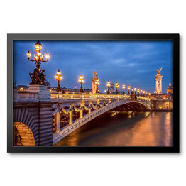 Obraz w ramie Most Aleksandra III w Paryżu w nocy