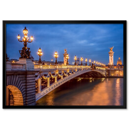 Plakat w ramie Most Aleksandra III w Paryżu w nocy