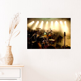 Plakat samoprzylepny Instrumenty muzyczne na scenie oświetlone światłami scenicznymi
