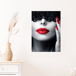Plakat Piękna kobieta z czarną koronką na twarzy