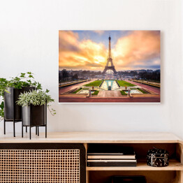  Wieża Eiffla w Paryżu