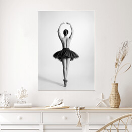 Plakat samoprzylepny Baletnica topless w odcieniach szarości