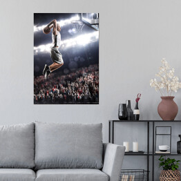 Plakat Koszykarz celujący do kosza podczas meczu