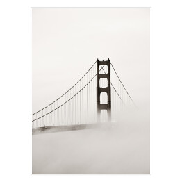 Most Złotej Bramy we mgle