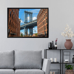 Obraz w ramie Stare budynki na Brooklynie w tle z Manhattan Bridge 