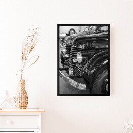 Obraz w ramie Czeski stary samochód - czarno białe zdjęcie