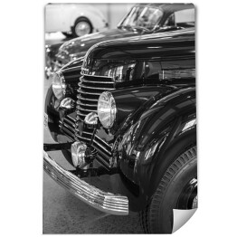 Czeski stary samochód - czarno białe zdjęcie