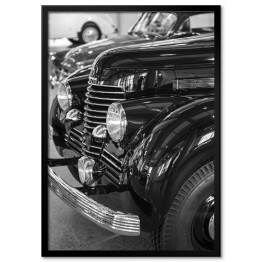 Plakat w ramie Czeski stary samochód - czarno białe zdjęcie