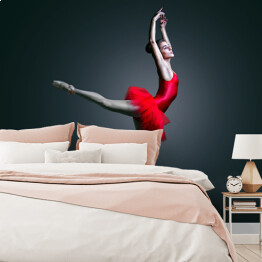 Fototapeta Piękna baletnica w czerwonej sukni