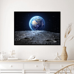 Plakat w ramie Niebieska Ziemia widziana z powierzchni Księżyca