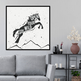 Plakat w ramie Skaczący koń i góry