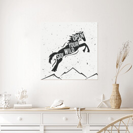 Plakat samoprzylepny Skaczący koń i góry