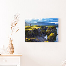 Obraz na płótnie Islandzki dom na skałach