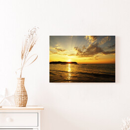 Obraz na płótnie Piękny zachód słońca na plaży Gapali