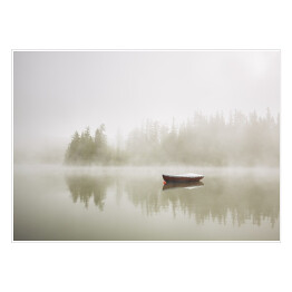 Plakat Łódka na jeziorze we mgle