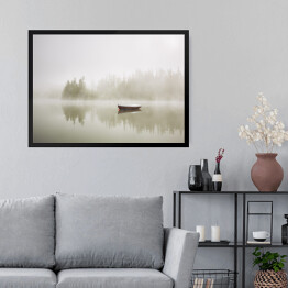 Obraz w ramie Łódka na jeziorze we mgle