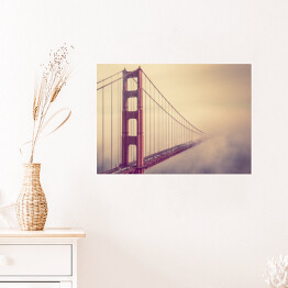 Plakat samoprzylepny Golden Gate znikające w oddali we mgle
