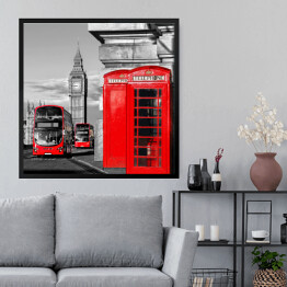 Londyn z czerwonymi autobusami przy Big Benie w Anglii, UK