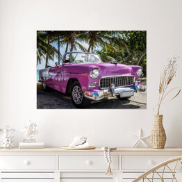 Plakat samoprzylepny Różowy retro samochód przy tropikalnej plaży