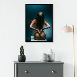 Plakat w ramie Seksowna dziewczyna siedząca tyłem