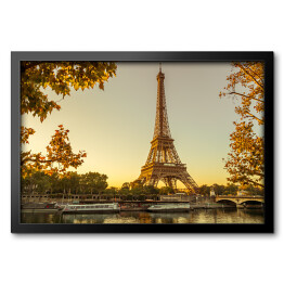 Obraz w ramie Wieża Eiffla w Paryżu jesienia