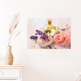 Plakat samoprzylepny Olejek z lawendą i kwiatem róży