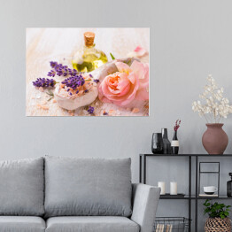 Plakat samoprzylepny Olejek z lawendą i kwiatem róży