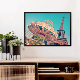Obraz w ramie Karuzela i Wieża Eiffla, Paryż, Francja