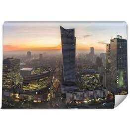 Panorama Warszawy podczas jesiennego zachodu słońca