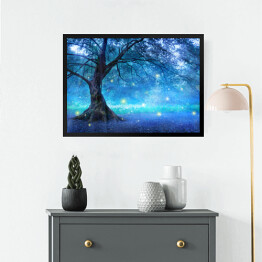 Obraz w ramie Magiczne drzewo w magicznym błękitnym lesie