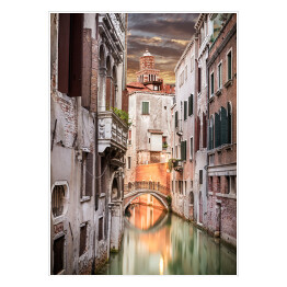 Plakat samoprzylepny Włoskie domy wzdłuż kanału w Wenecji