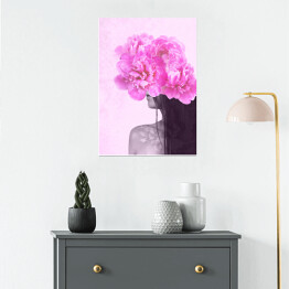 Plakat samoprzylepny Brunetka za różowymi kwiatami