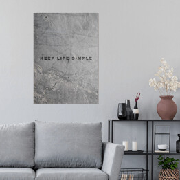 Plakat samoprzylepny "Keep life simple" - typografia na marmurze