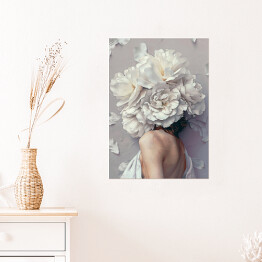 Plakat samoprzylepny Dziewczyna w kwiatach na tle z płatkami kwiatów