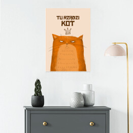 Plakat samoprzylepny "Tu rządzi kot" - ilustracja z rudym kotem