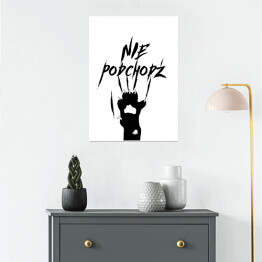 Plakat samoprzylepny Ilustracja - kocia łapka z napisem "nie podchodź"