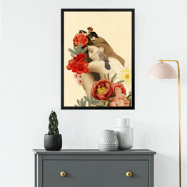Obraz w ramie Kobieta z kwiatami i ptakiem na ramieniu