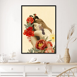 Plakat w ramie Kobieta z kwiatami i ptakiem na ramieniu