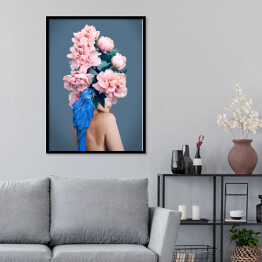 Plakat w ramie Kobieta z niebieską papugą i kwiatami